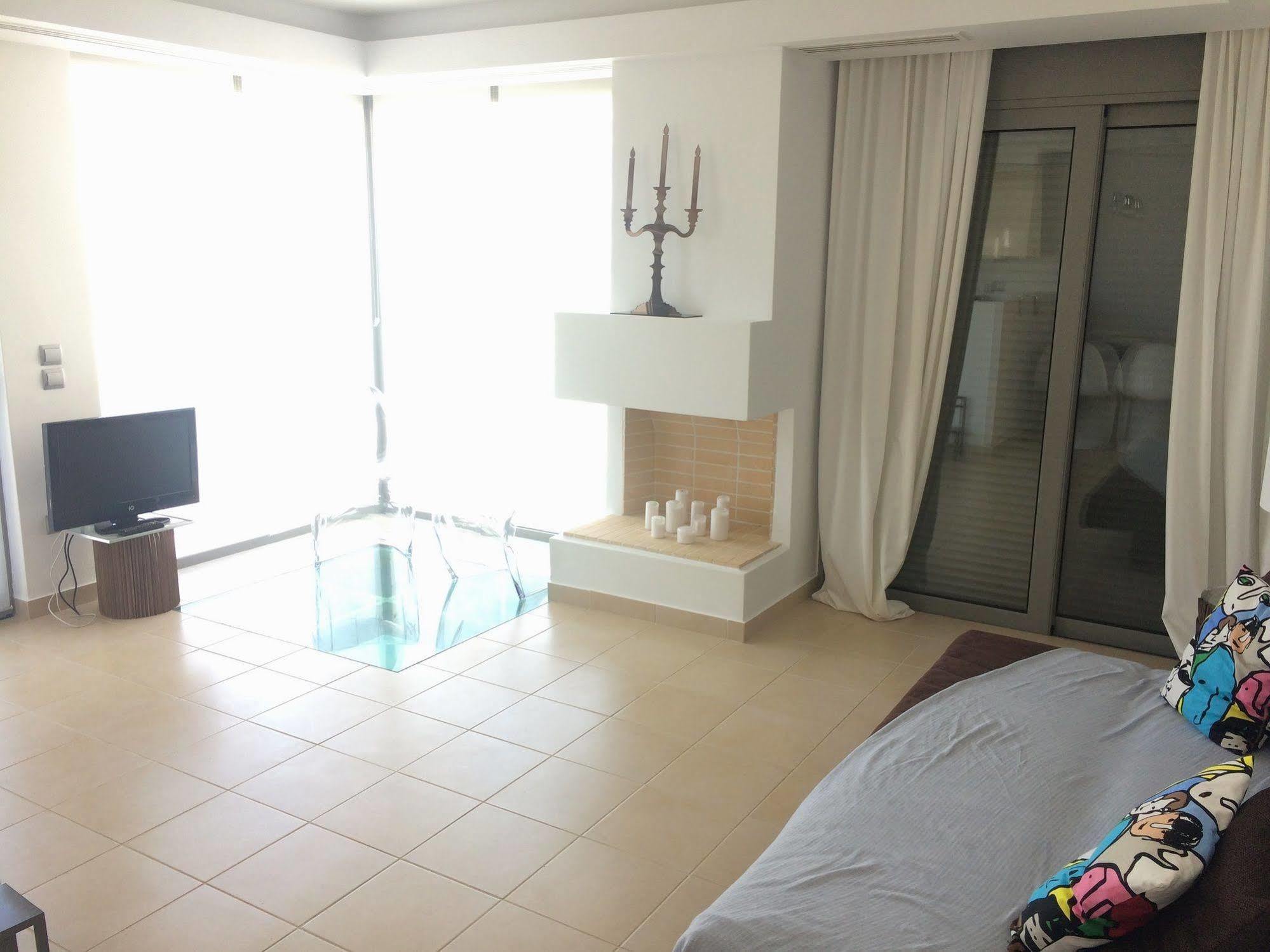 Appartamento Rvg Rania House With Pool Porto Heli Esterno foto